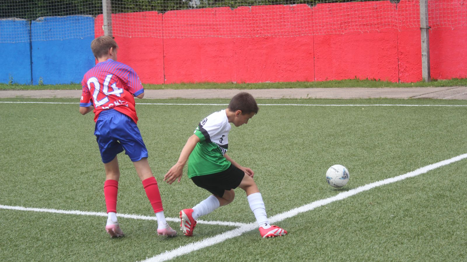 Футболисты ЦСКА/Смоленск побеждают в еще одном матче первенства области со счетом 7:0