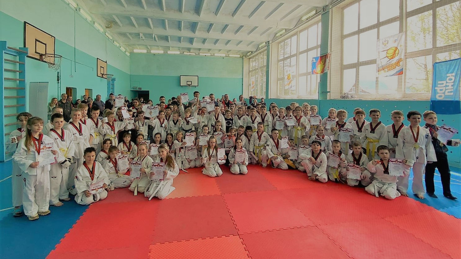 Юные армейские тхэквондисты из Смоленска завоевали 4 золотые медали на открытом фестивале по тхэквондо «Кубок Победы»