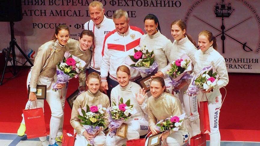 Саблистки ЦСКА выступили в товарищеском матче в Санкт-Петербурге