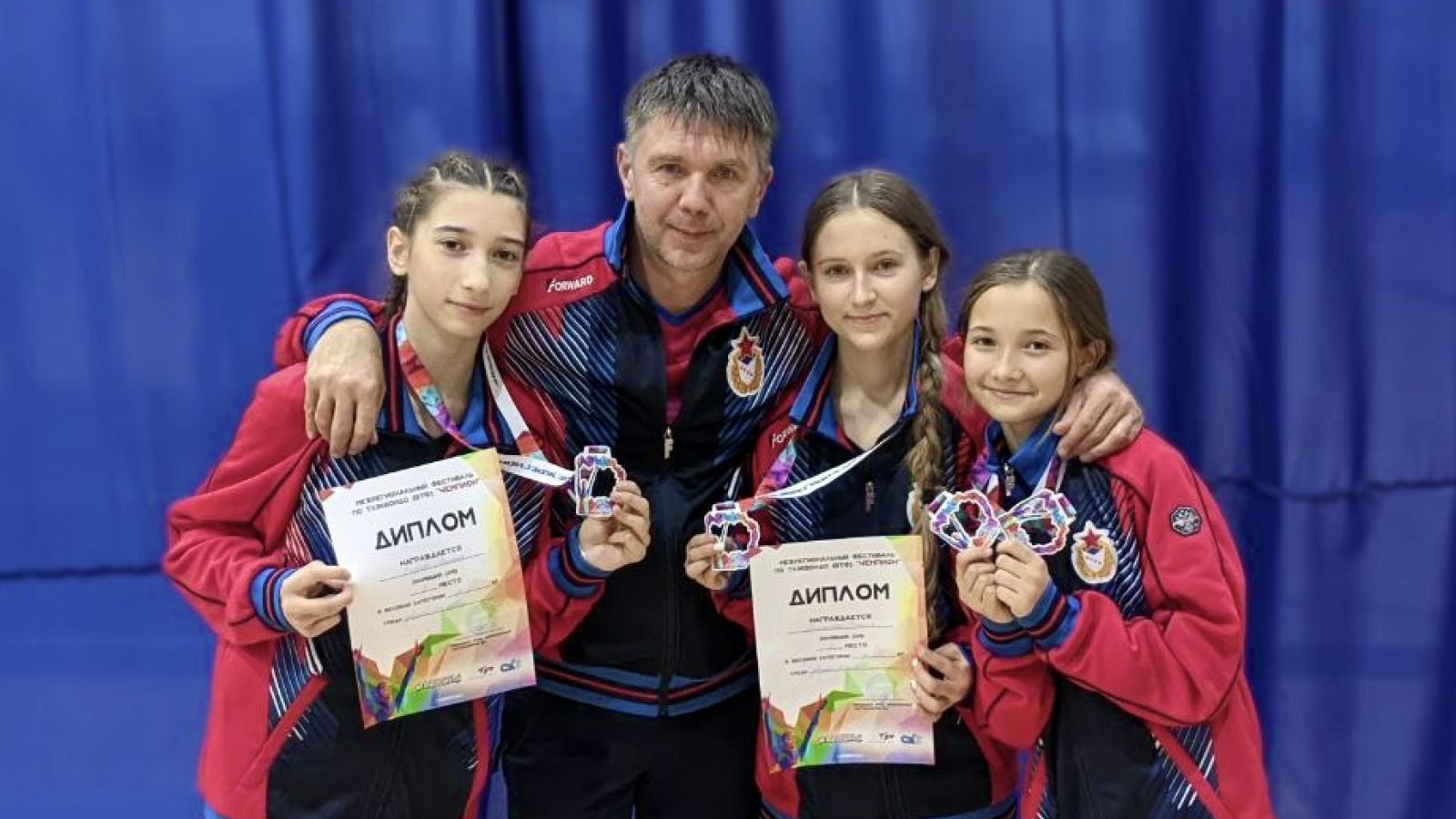 Армейские тхэквондисты успешно выступили на соревнованиях в Костроме