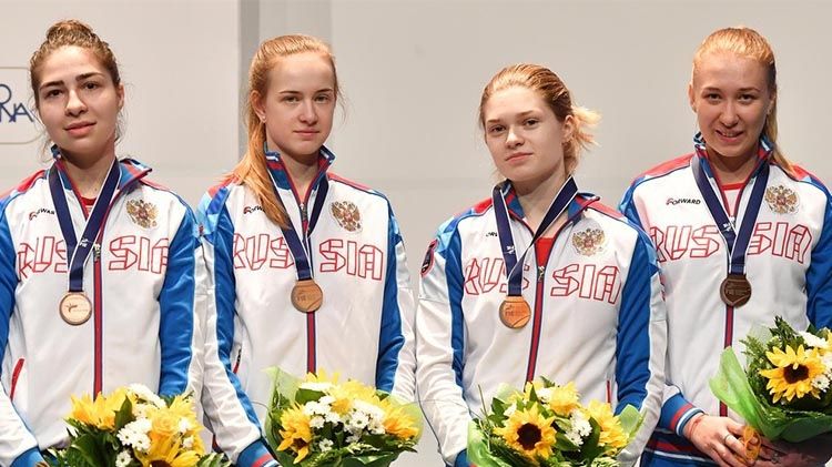 Спортсменка ЦСКА Екатерина Тарасова в составе российской сборной выиграла «бронзу» первенства мира по фехтованию