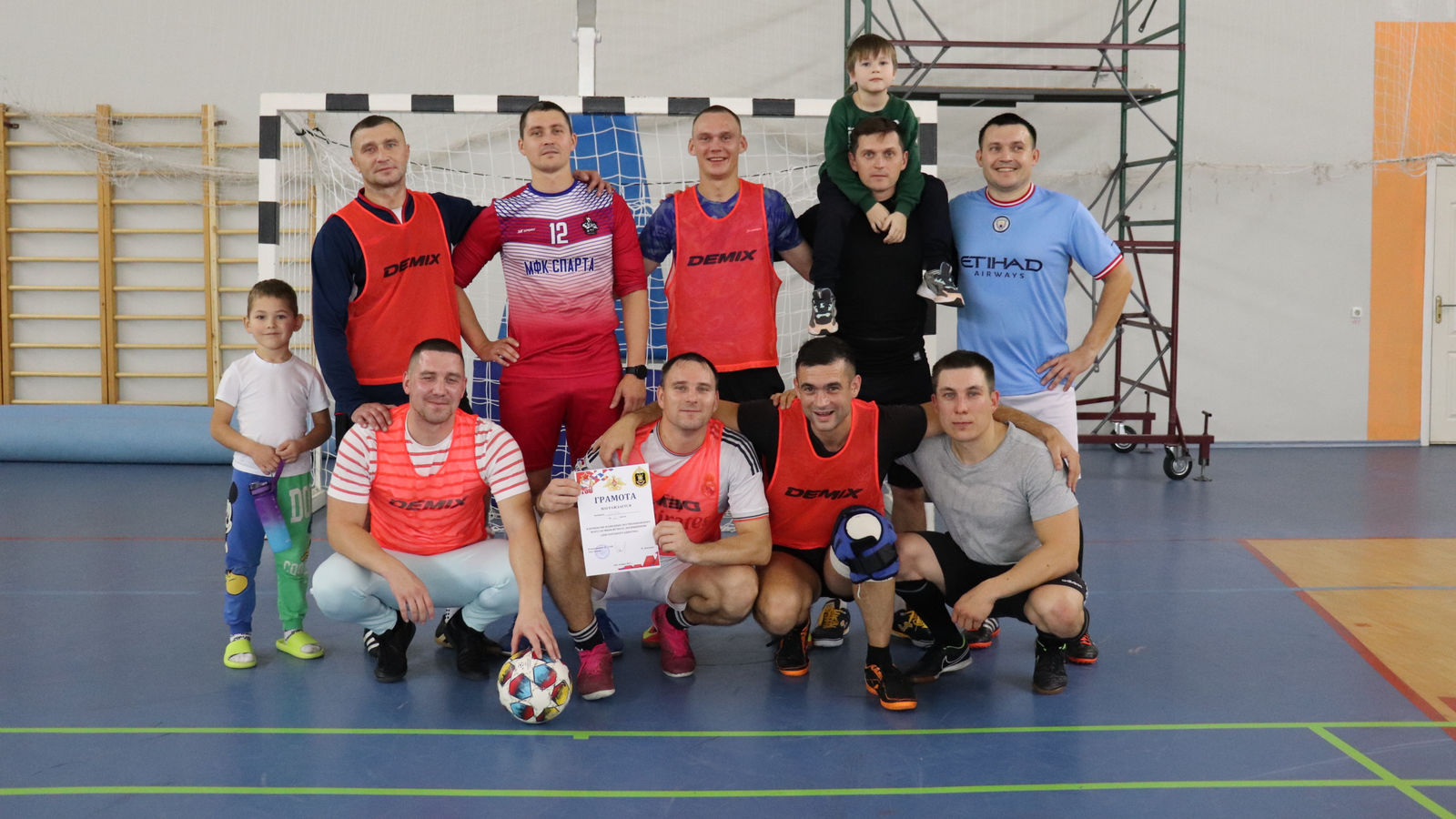 В СК «Океан» (г. Вилючинск) филиала ЦСКА/Хабаровск прошло Первенство ПС ТОФ по мини-футболу посвященное Дню народного единства