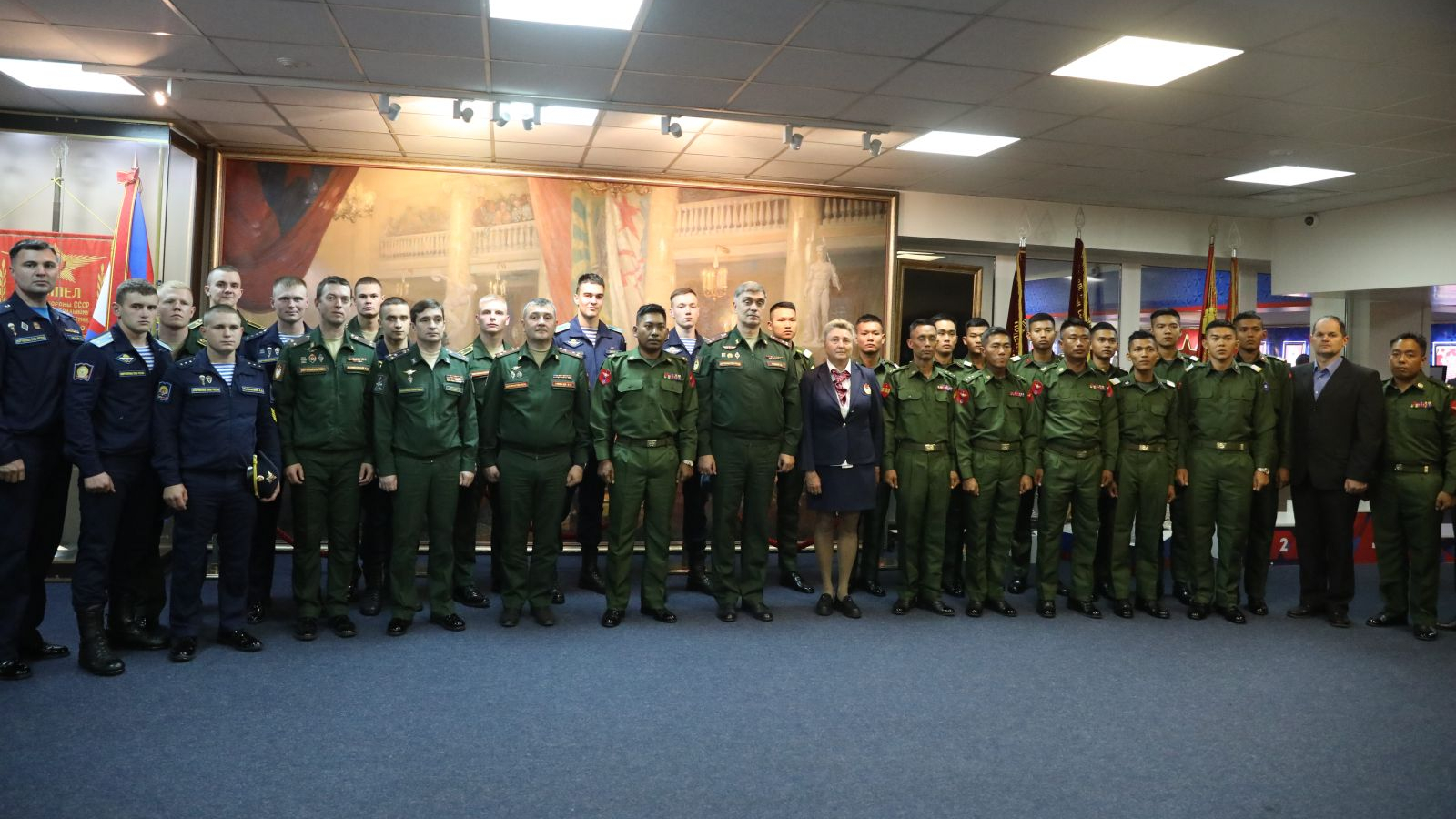 В Москве состоялась церемония открытия матчевой встречи по пулевой стрельбе между курсантами России и Мьянмы