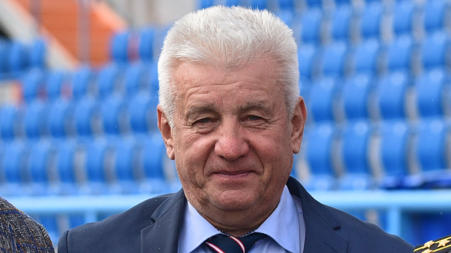 С днем рождения Анатолий Васильевич Коробочка!