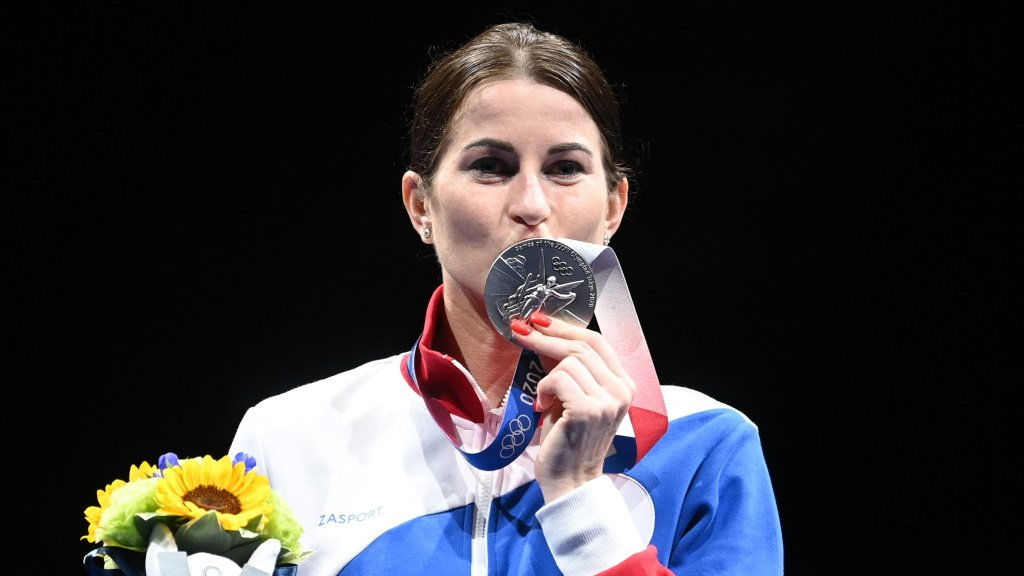 Армейская рапиристка Инна Дериглазова - серебряный призёр Олимпийских игр-2020
