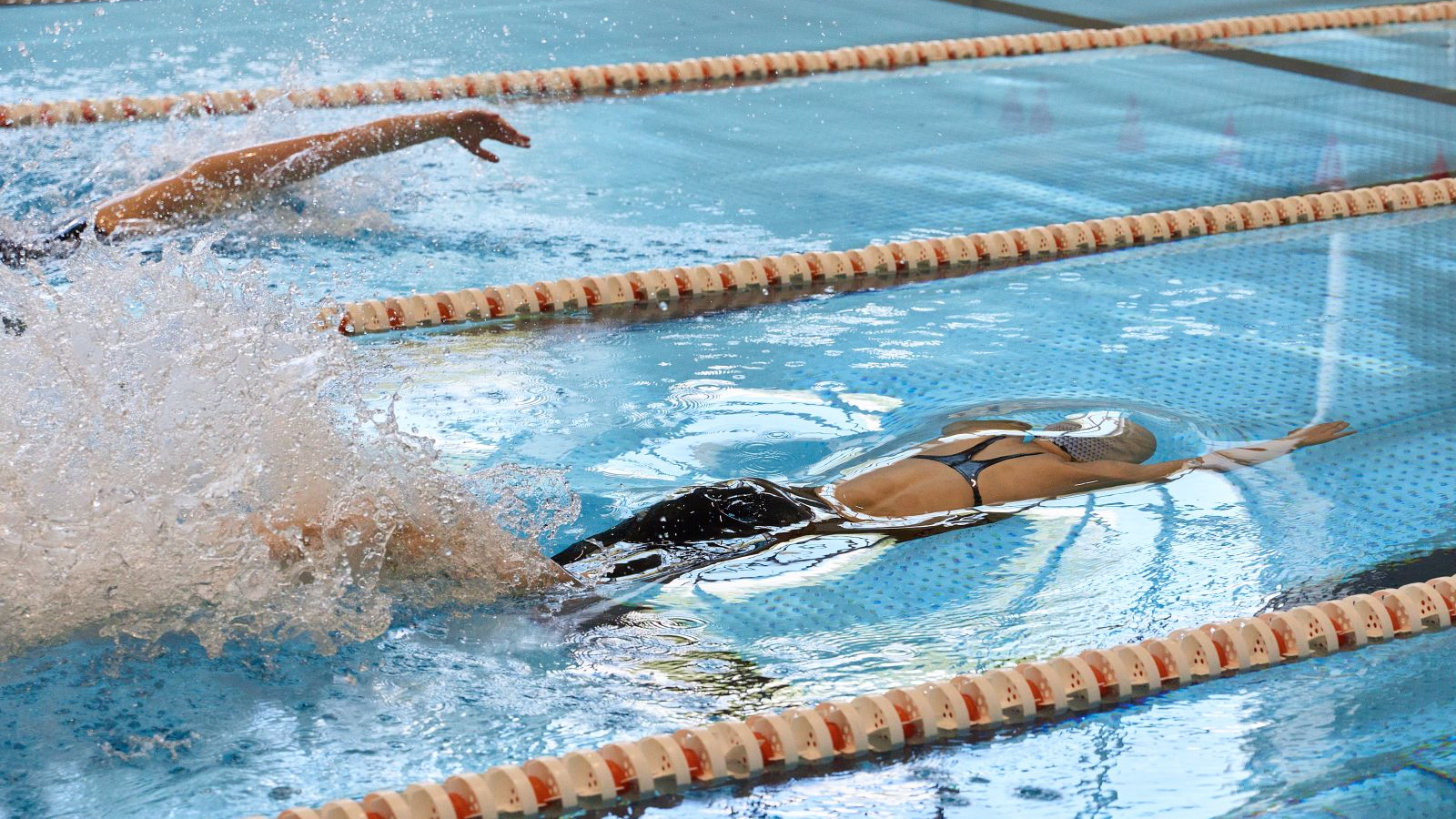 РОССИЯ ЗАВОЕВАЛА 10 МЕДАЛЕЙ НА СОРЕВНОВАНИЯХ ПО ПЛАВАНИЮ