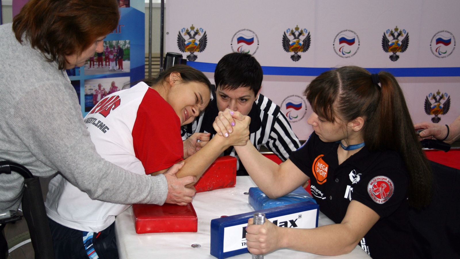 Мастера армрестлинга ЦСКА завоевали три «золота» на чемпионате России