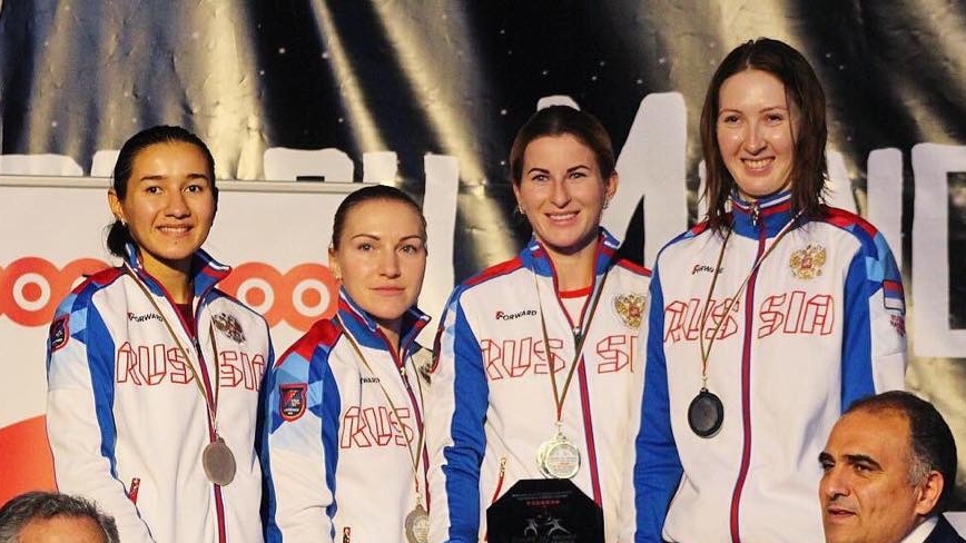 Армейская рапиристка Инна Дериглазова выиграла две награды на этапе Кубка мира в Алжире