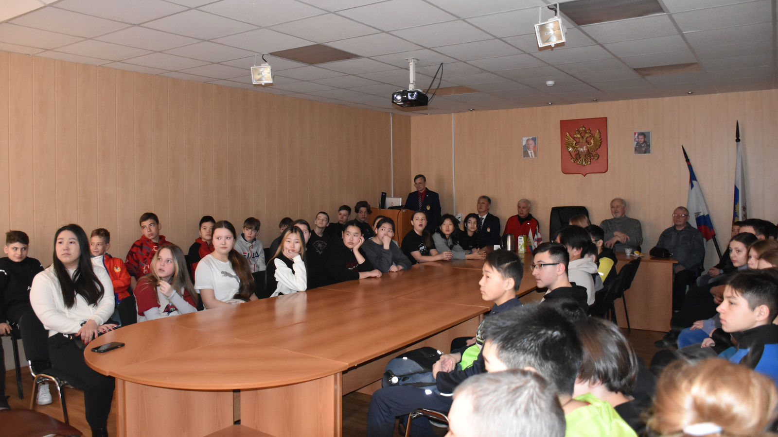 В СЦ (г. Чита) филиала ЦСКА/Хабаровск в рамках празднования 100-летия ЦСКА прошла встреча воспитанников СШ (ОРК) с ветеранами спорта