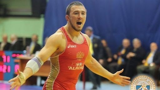 Бронзовые результаты армейских борцов-классиков Артёма Ерохина и Имиля Шарафетдинова на Гран-при Москвы