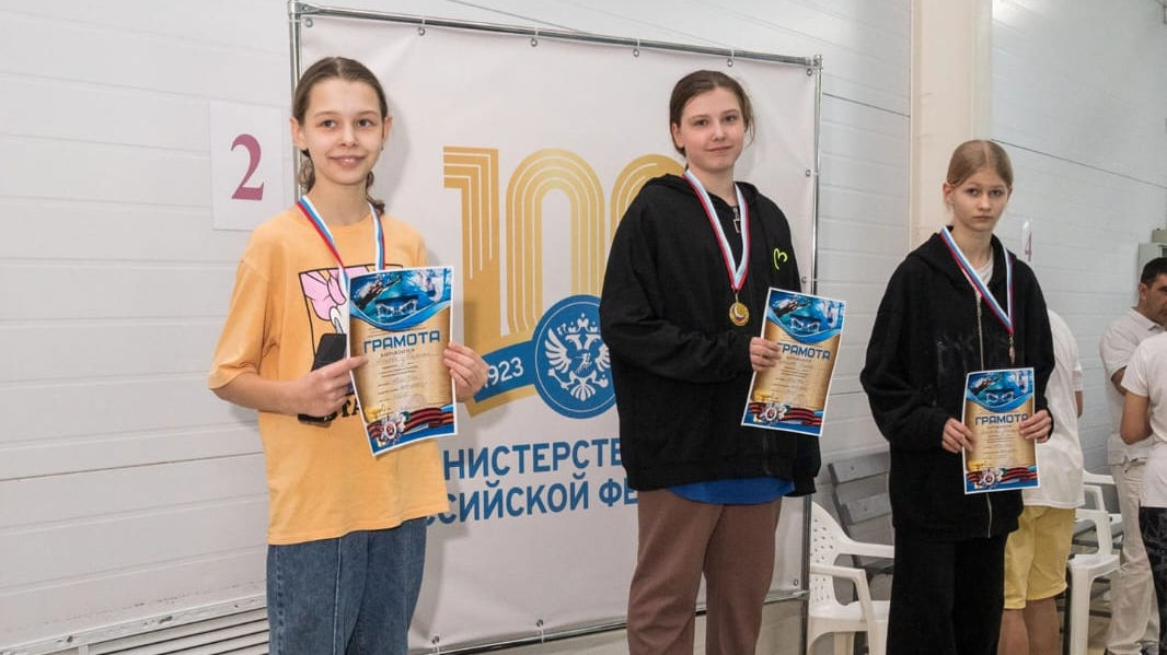 Владимирские армейские пловцы завоевали медали на турнире посвященном Дню Победы