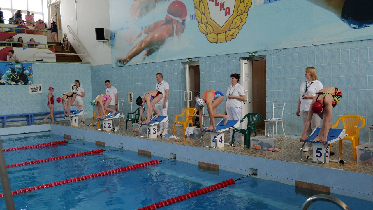 В филиале ЦСКА/Хабаровск стартовали краевые соревнования по плаванию посвященные 100-летию армейского Клуба