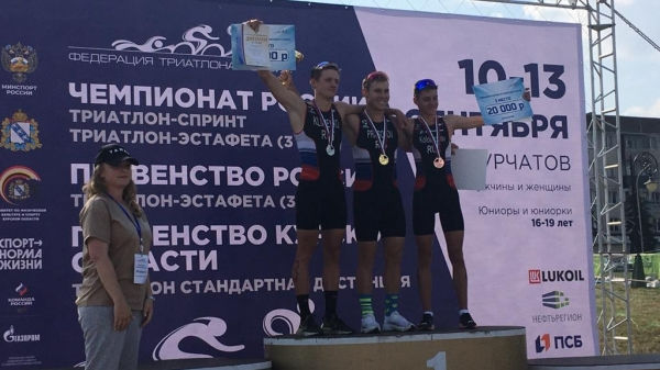 Триатлонисты ЦСКА Илья Прасолов и Георгий Клименко завоевали «золото» и «серебро» чемпионата России в спринте