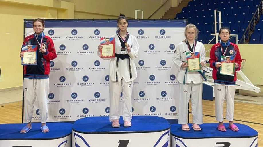 Смоленские армейские тхэквондисты - победители Первенства области