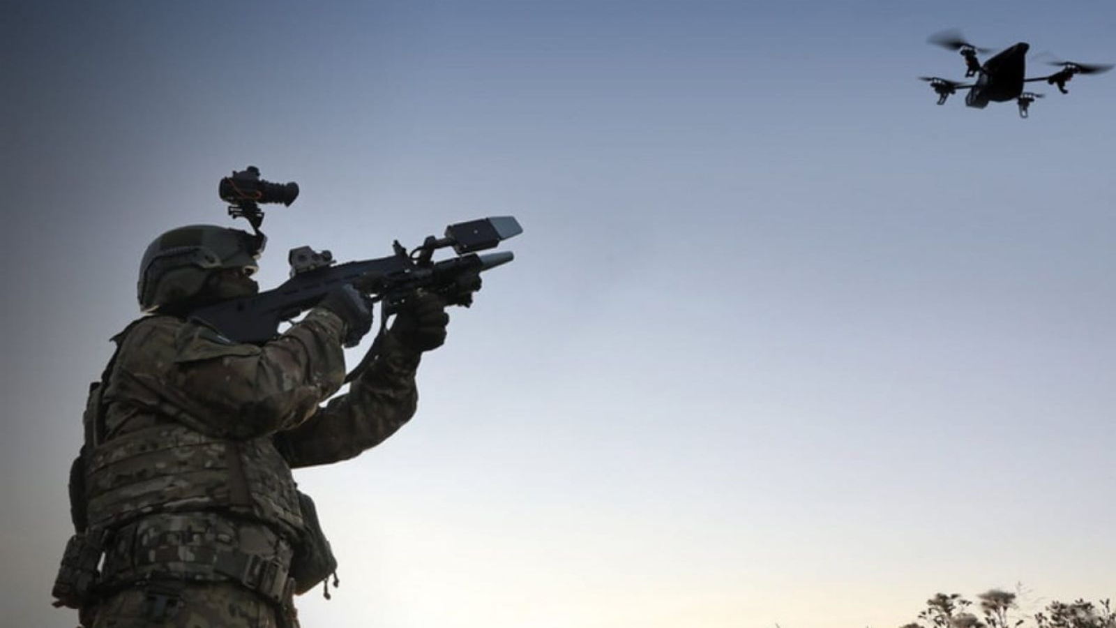 ХАБАРОВСК ПЕРЕДАЛ КОПТЕРЫ И АНТИДРОНОВЫЕ РУЖЬЯ ДЛЯ ОТРЯДА «ТИГР»