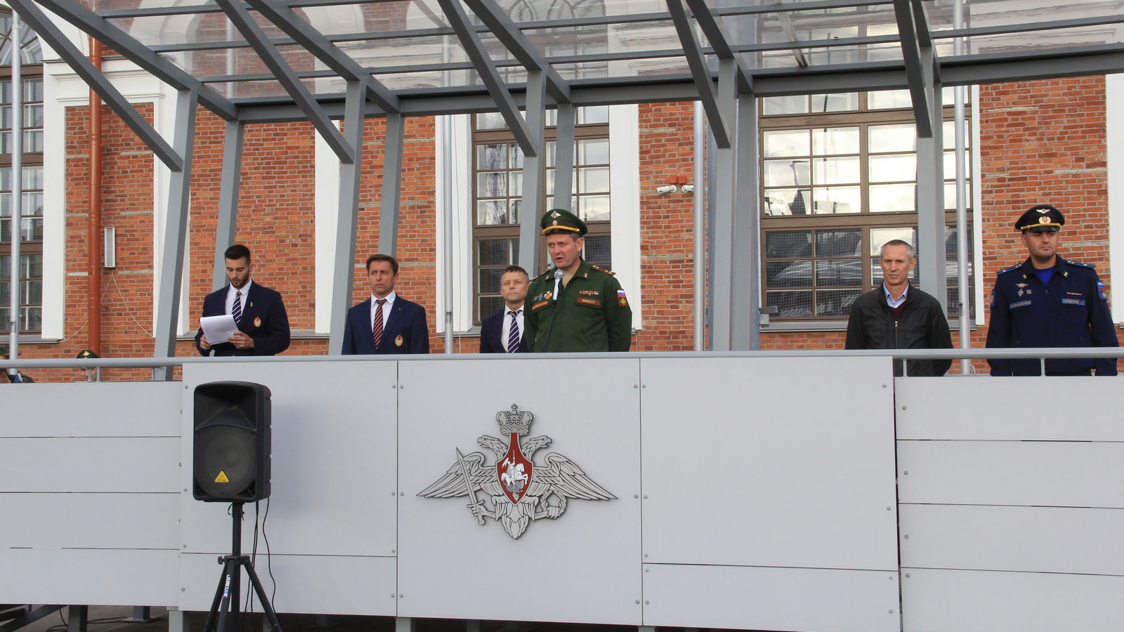 В Санкт-Петербурге состоялось торжественное открытие Кубка ВС РФ по международному военно-спортивному многоборью (международному военному пятиборью)