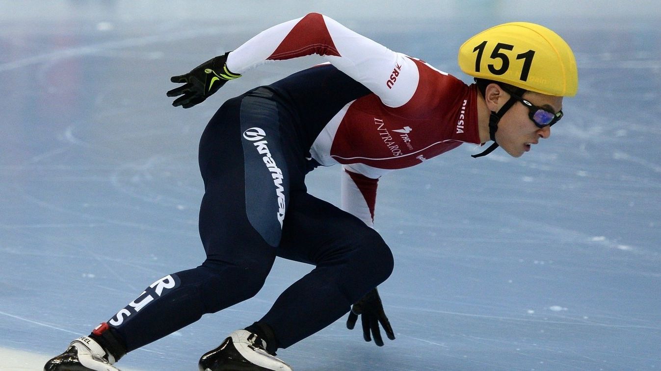 Армейские спортсмены вышли в полуфинал эстафеты на 5000 метров IV этапа Кубка мира