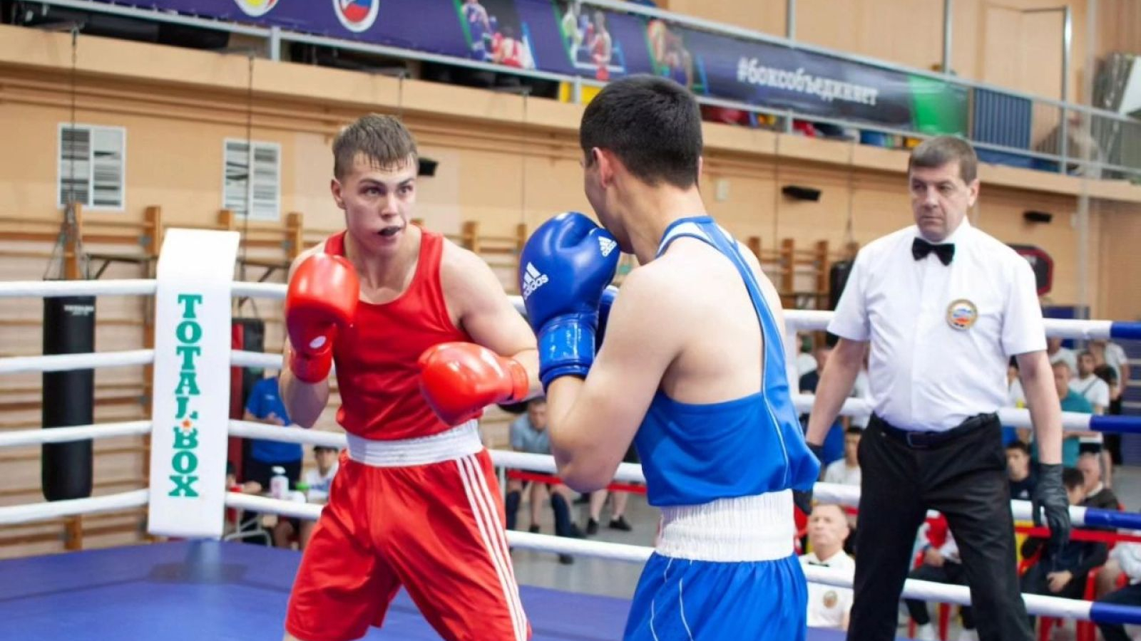 БОКСЕР СПОРТШКОЛЫ ХАБАРОВСКОГО ФИЛИАЛА ЦСКА СТАЛ СЕРЕБРЯНЫМ ПРИЗЁРОМ ЧЕМПИОНАТА ДФО