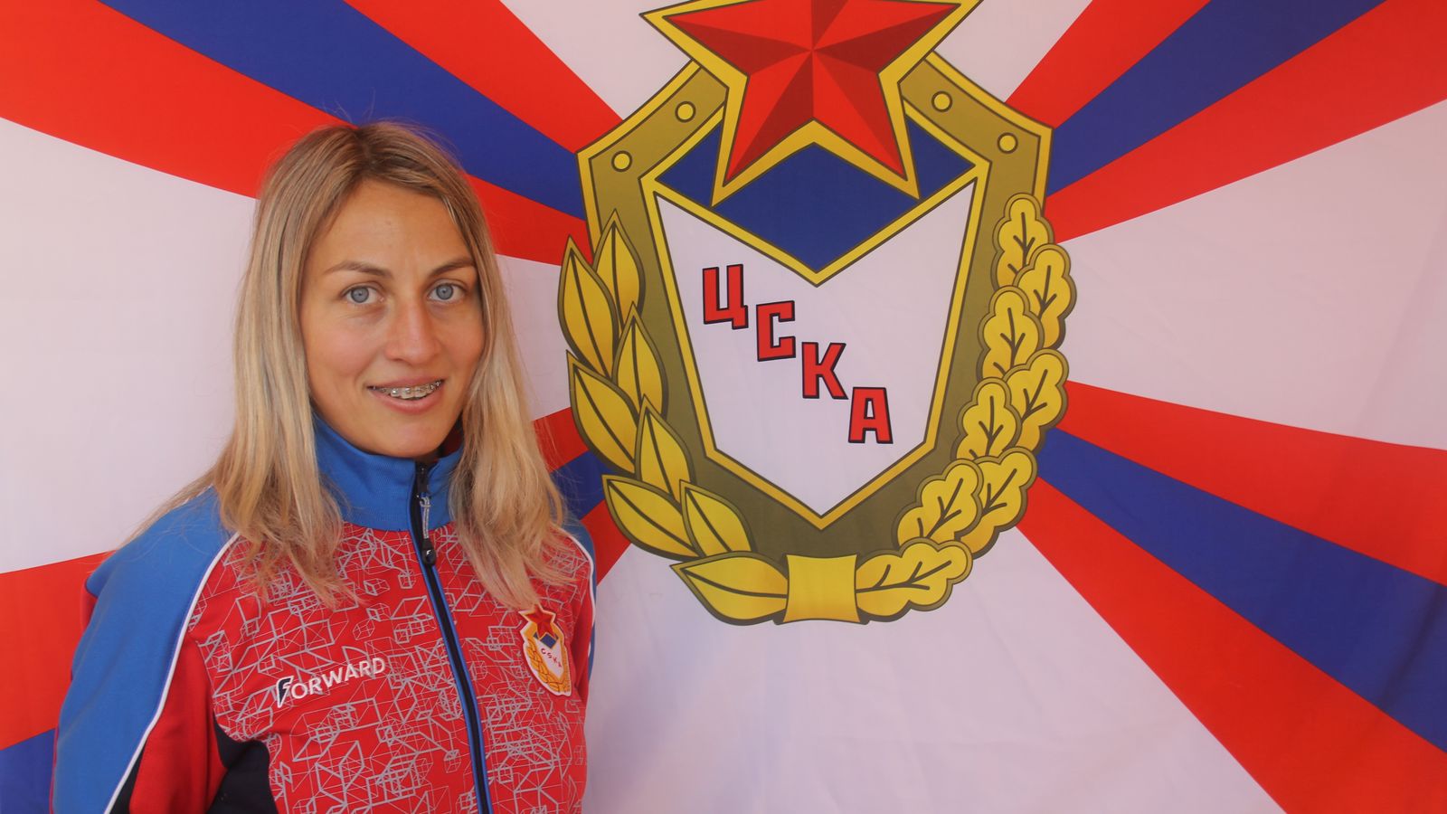 С Днем рождения Дина Волкова!