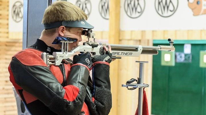 Армейцы Евгений Ищенко и Артем Филиппов – победители первенства Европы по пулевой стрельбе