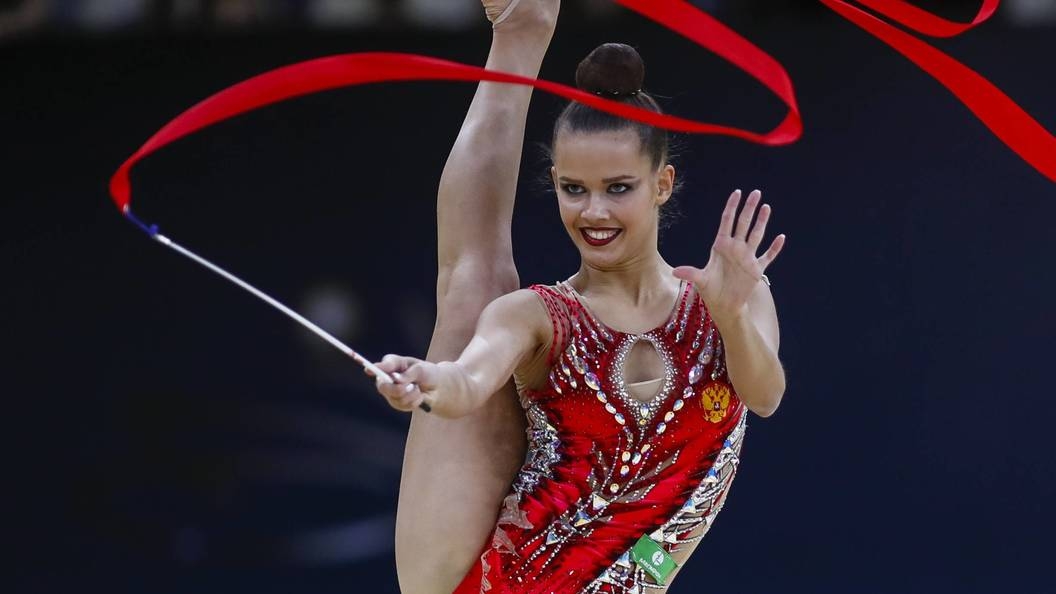 Гимнастка ЦСКА Екатерина Селезнева выиграла "золото" в упражнении с мячом на этапе Кубка мира