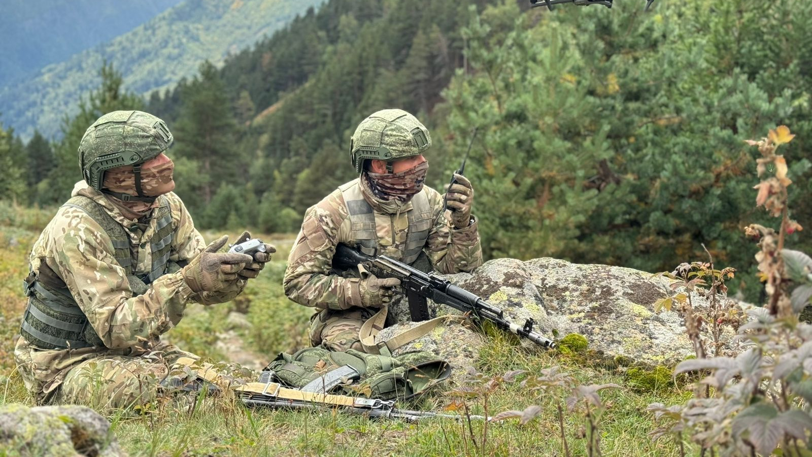 ПОДВЕЛИ ИТОГИ ЧЕМПИОНАТА ВООРУЖЕННЫХ СИЛ РФ ПО МНОГОБОРЬЮ РАСЧЕТОВ БПЛА В ГОРАХ