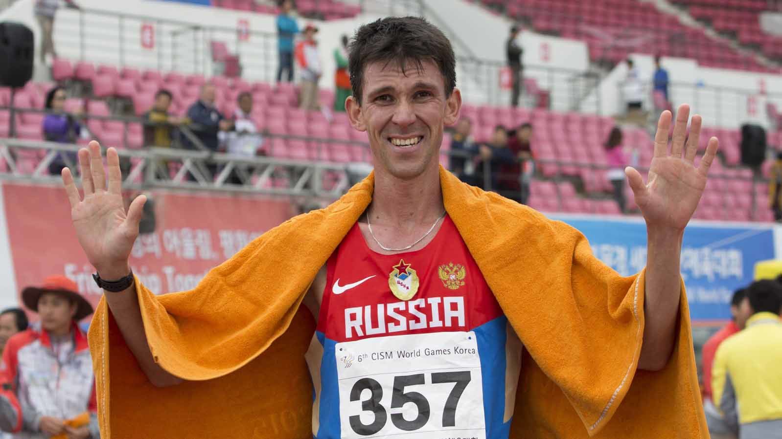 Армеец Федор Шутов — чемпион России по марафону