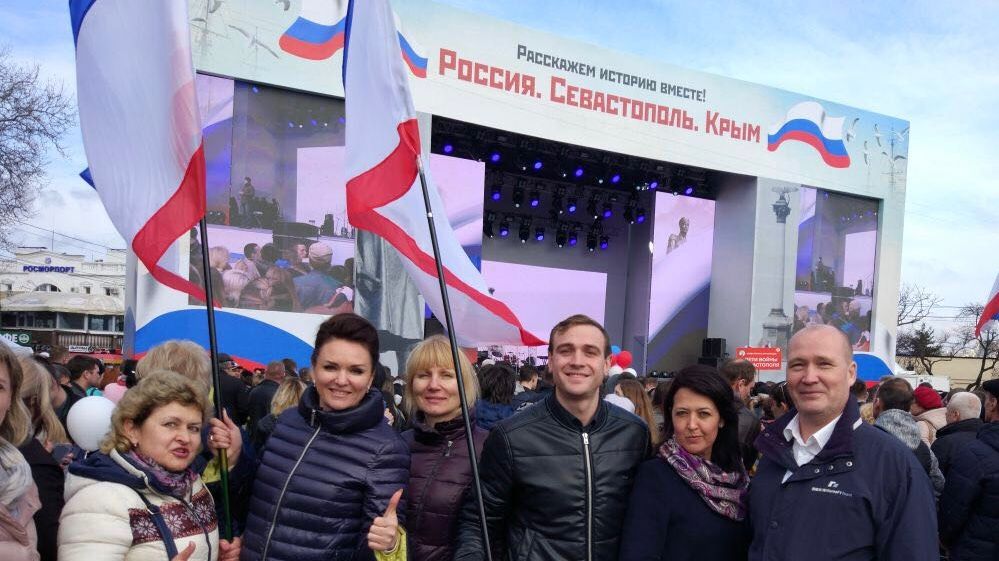 Сотрудники спортивного центра ЦСКА/Севастополь приняли участие в митинге-концерте "Россия. Севастополь. Крым"