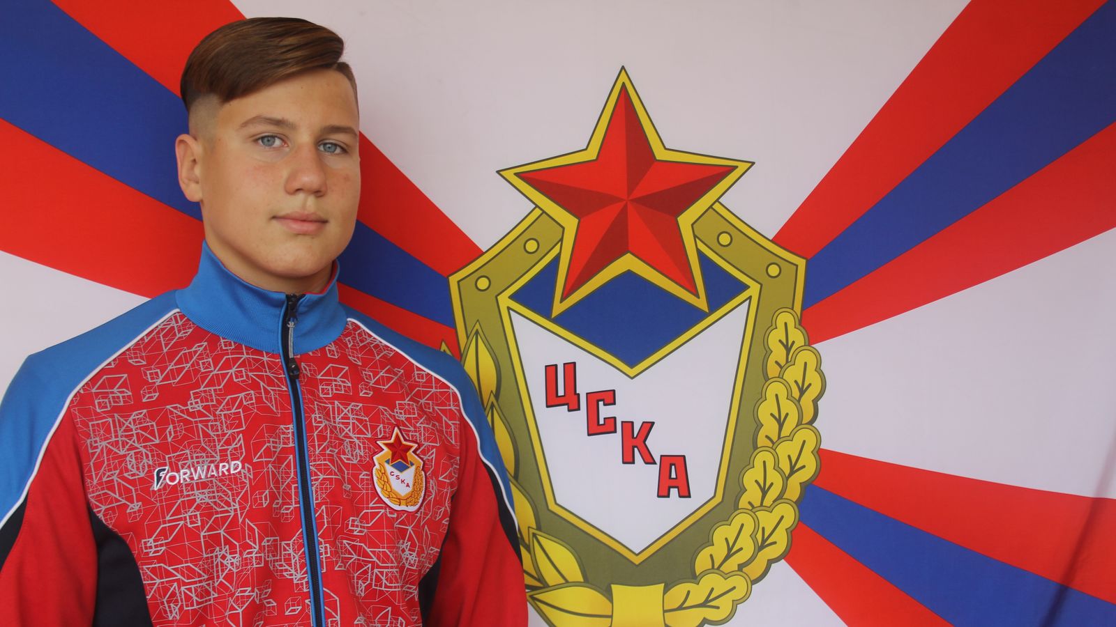 «В этом году держу прицел на выполнение норматива КМС»: Воспитанник СШ (ОРК) ЦСКА г.Ростова-на-Дону Артем Денисов – мультимедалист республиканских соревнований  по плаванию в Крыму