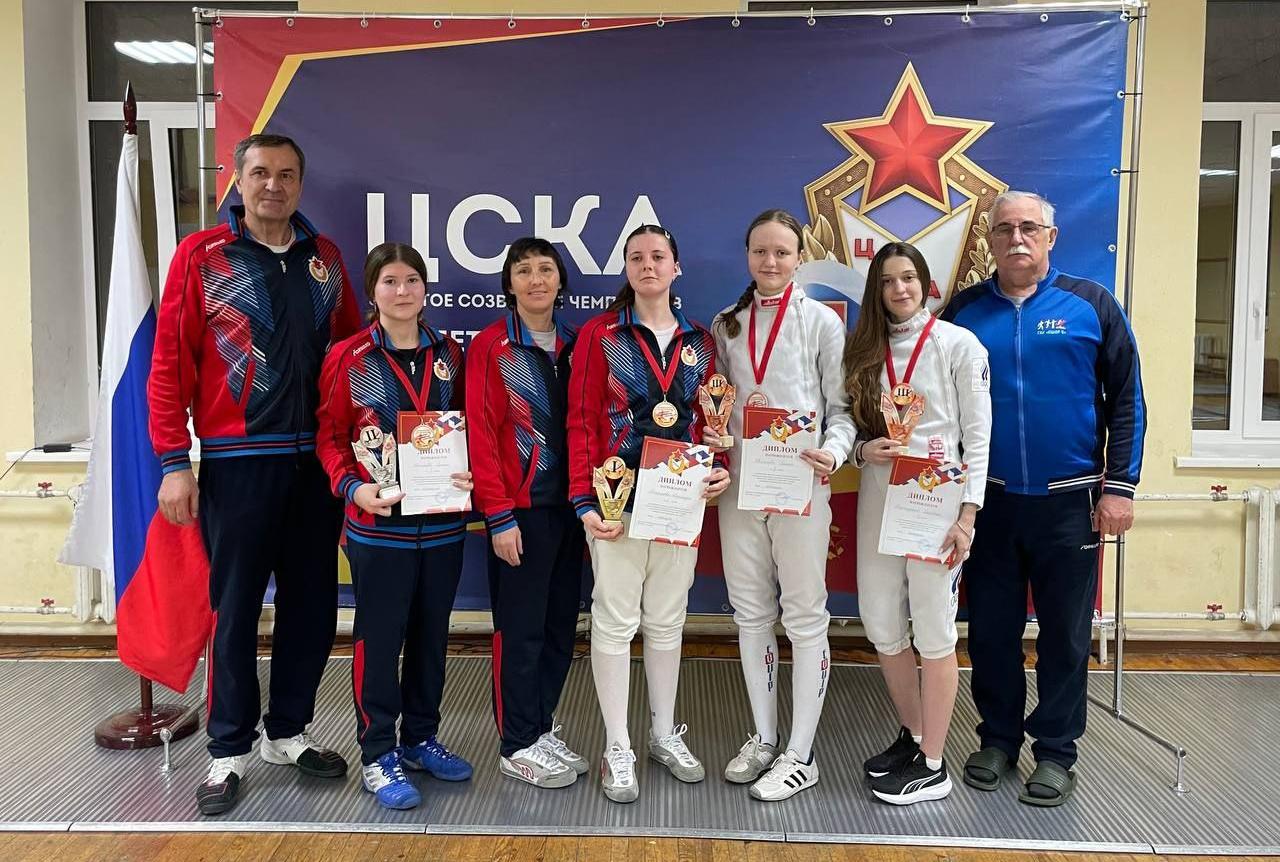 Шпажисты спортшколы «ЦСКА-Самара» стали победителями и призёрами городских соревнований, посвященных 8 Марта