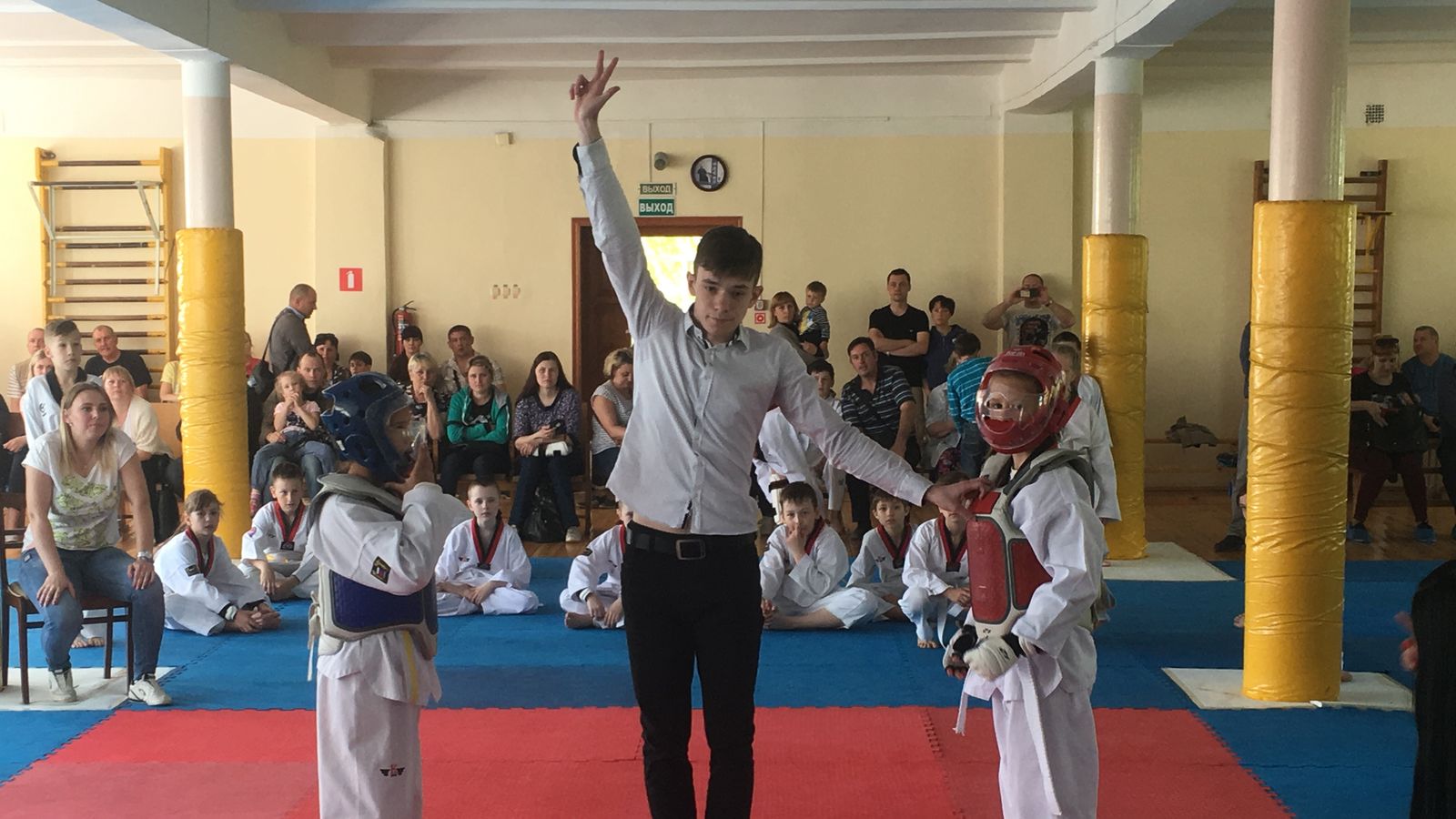 В филиале ЦСКА г. Смоленск прошло открытое первенство по тхэквондо среди мальчиков и девочек 2007-2008 г.р.