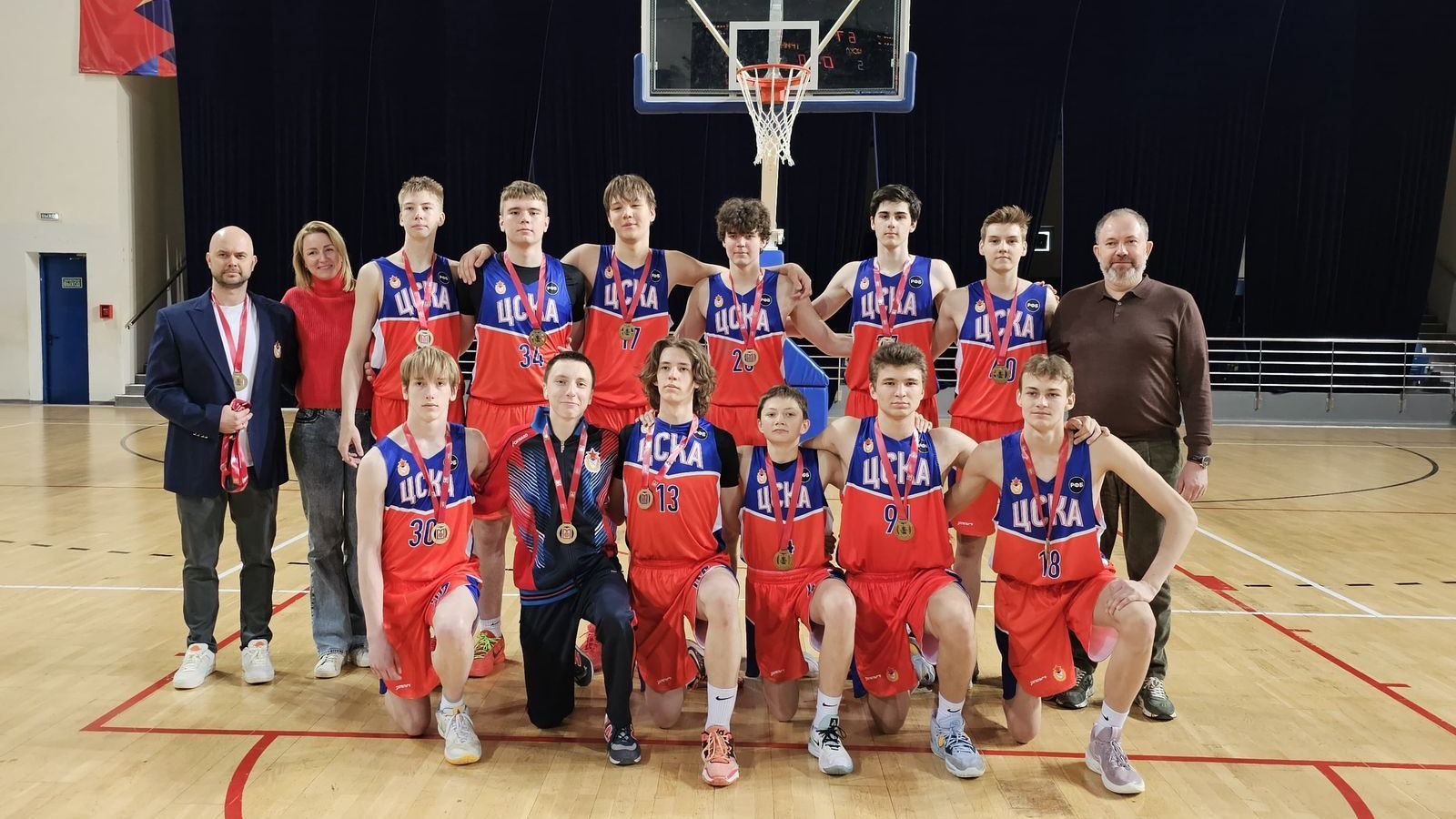 ЛУЧШИЕ БАСКЕТБОЛИСТЫ СТРАНЫ