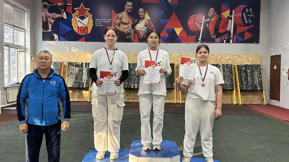 На открытом Первенстве СШ (ОРК) СЦ (г. Чита) филиала ЦСКА/Хабаровск лучники армейской спортшколы завоевали 8 медалей