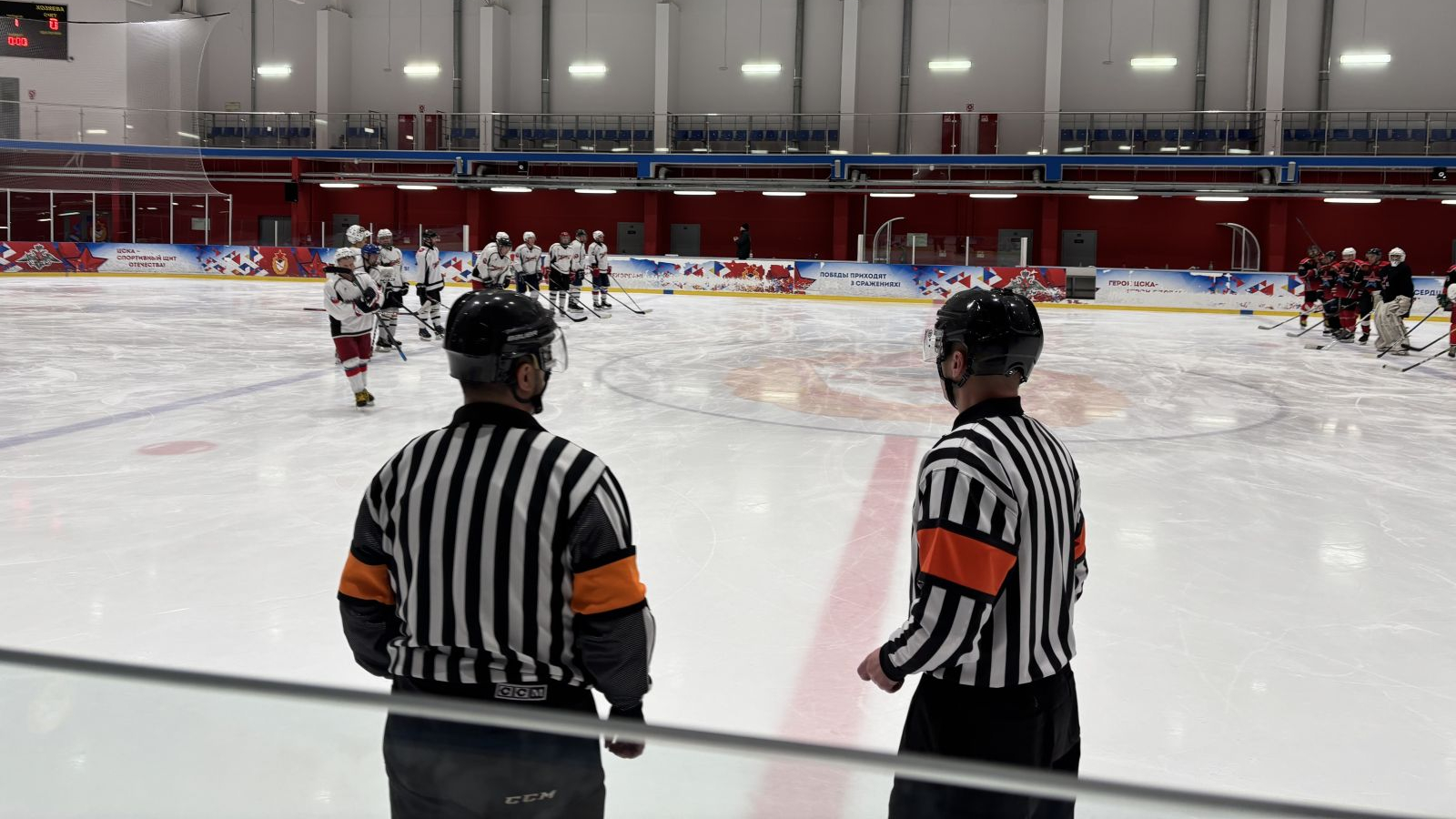 В Москве завершился чемпионат центральных органов МО РФ по хоккею