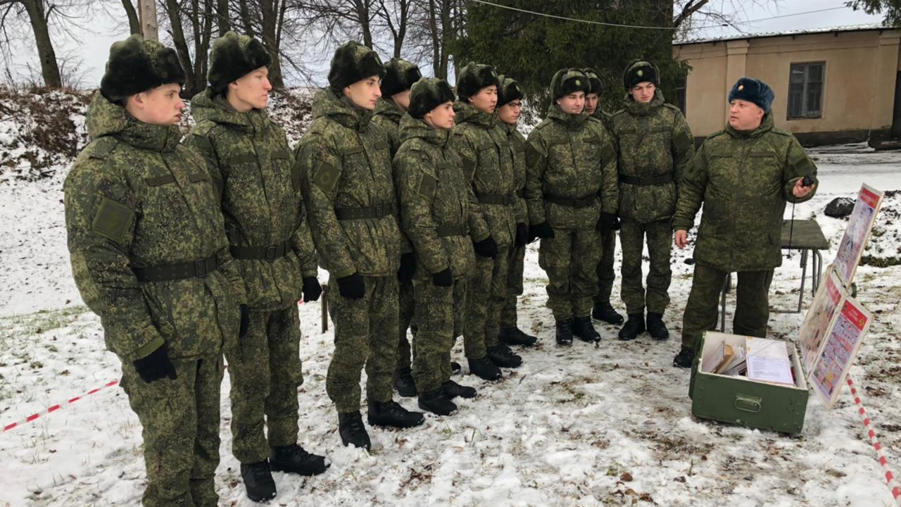 Новобранцы московских спортивных рот ЦСКА отработали занятие по огневой подготовке