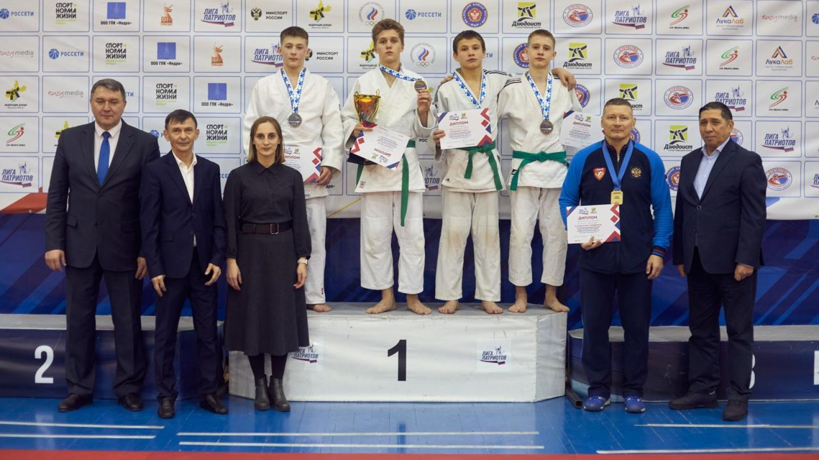 ДЗЮДОИСТЫ СПОРТШКОЛЫ ХАБАРОВСКОГО ФИЛИАЛА ЦСКА ЗАВОЕВАЛИ ДВЕ МЕДАЛИ ВСЕРОССИЙСКОГО ТУРНИРА