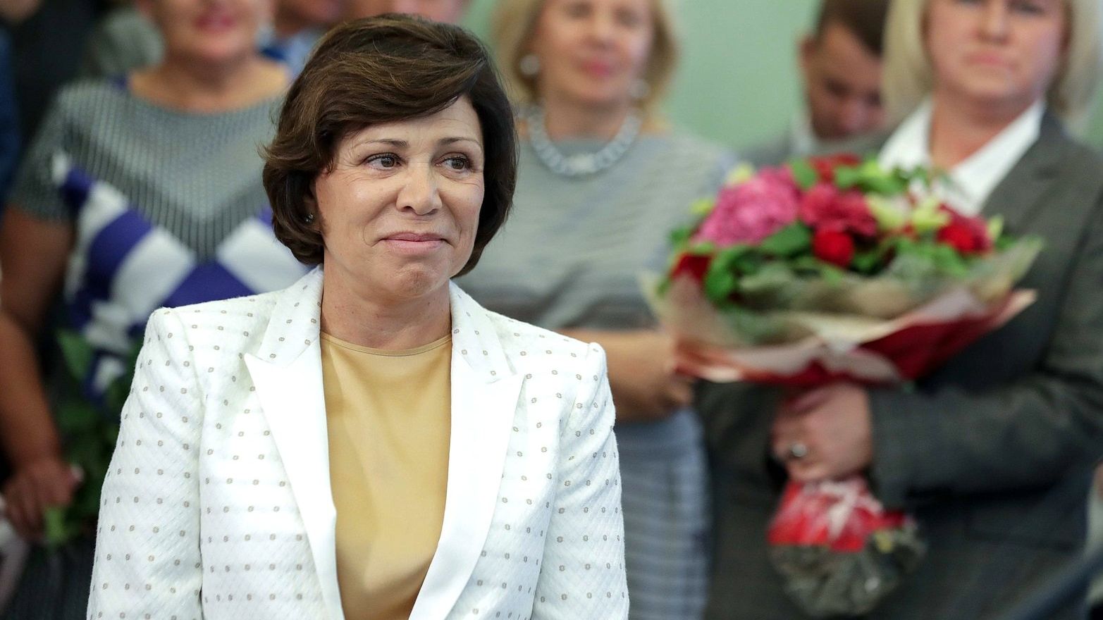 Начальник ЦСКА полковник Артем Громов поздравил легендарную армейскую фигуристку Ирину Роднину с юбилеем