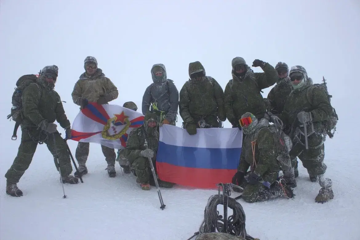 К вершине Эльбруса во имя мира