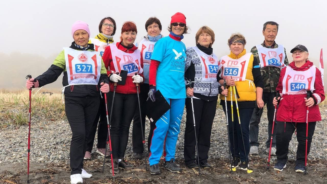 На соревнованиях по скандинавской ходьбе сотрудница СОК (г. Вилючинск) филиала ЦСКА/Хабаровск Нина Титус завоевала 1 место