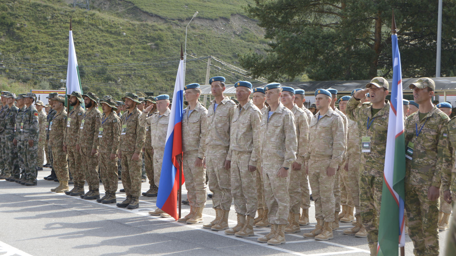 Более 90 военнослужащих стартовали в международном этапе конкурса «Эльбрусское кольцо-2021»