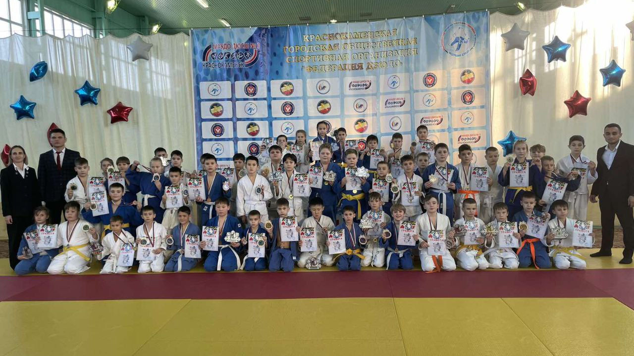 На Новогоднем турнире в Краснокаменске дзюдоисты СШ (ОРК) СЦ  (г. Чита) филиала ЦСКА/Хабаровск завоевали 2 медали