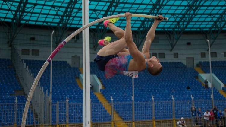 Армейский прыгун с шестом Георгий Горохов стал вторым на турнире в Швеции
