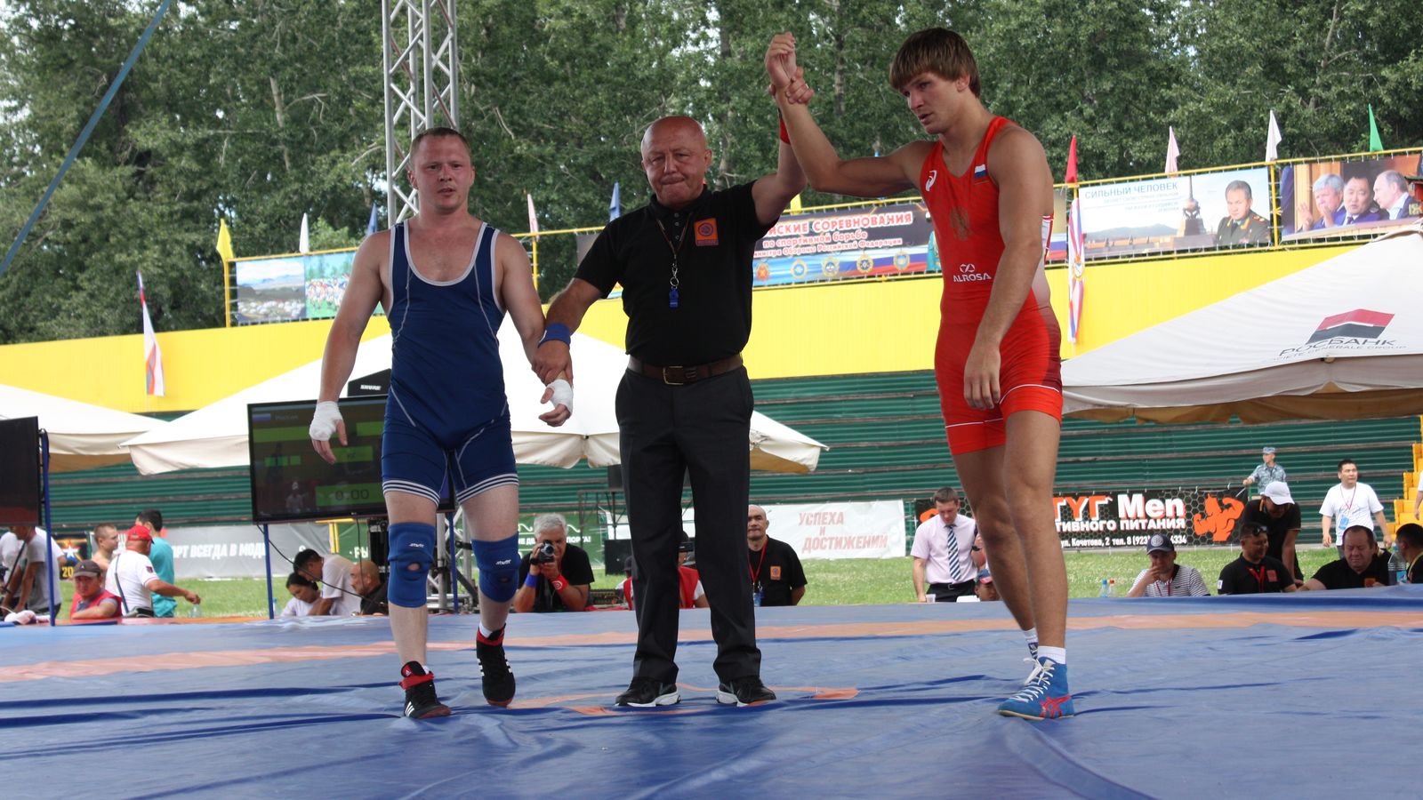 Спортсмены ЦСКА вышли в финал турнира на Кубок Министра обороны Российской Федерации по спортивной борьбе в Кызыле