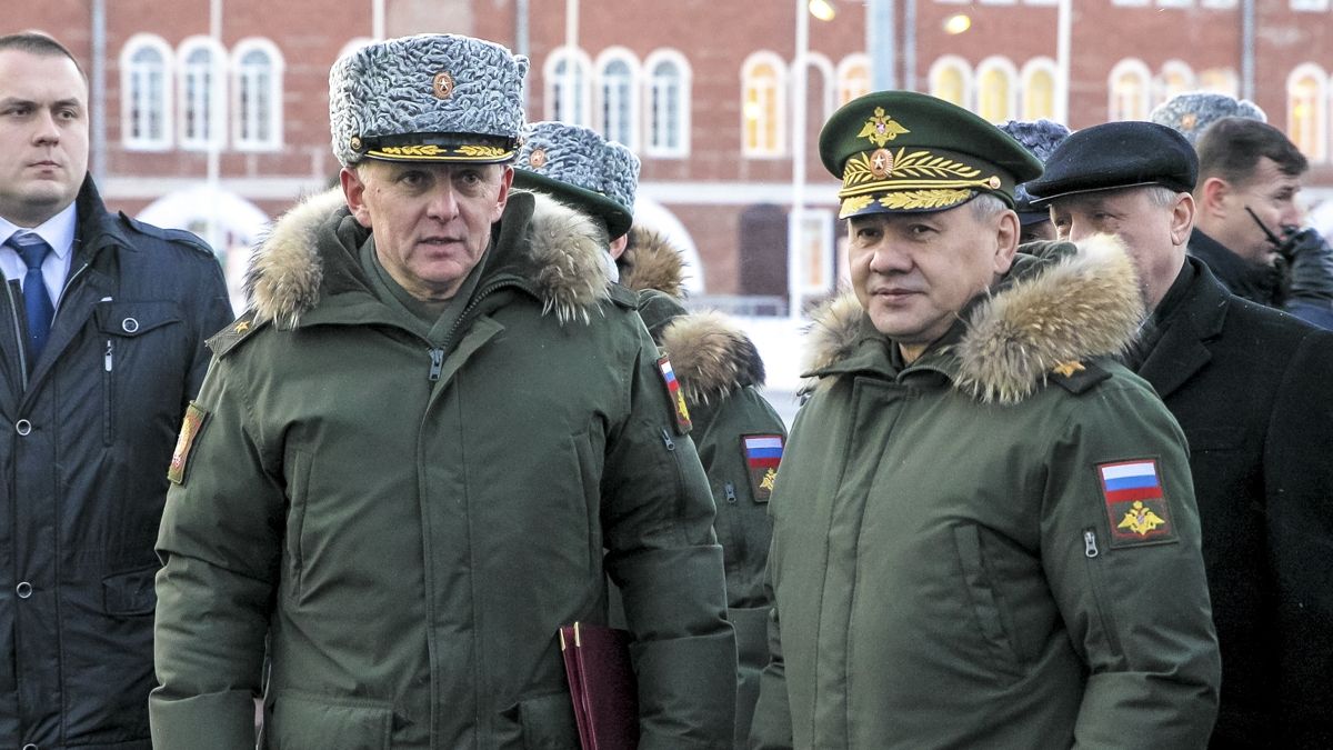 Министр обороны РФ Сергей Шойгу посетил Военный институт физической культуры