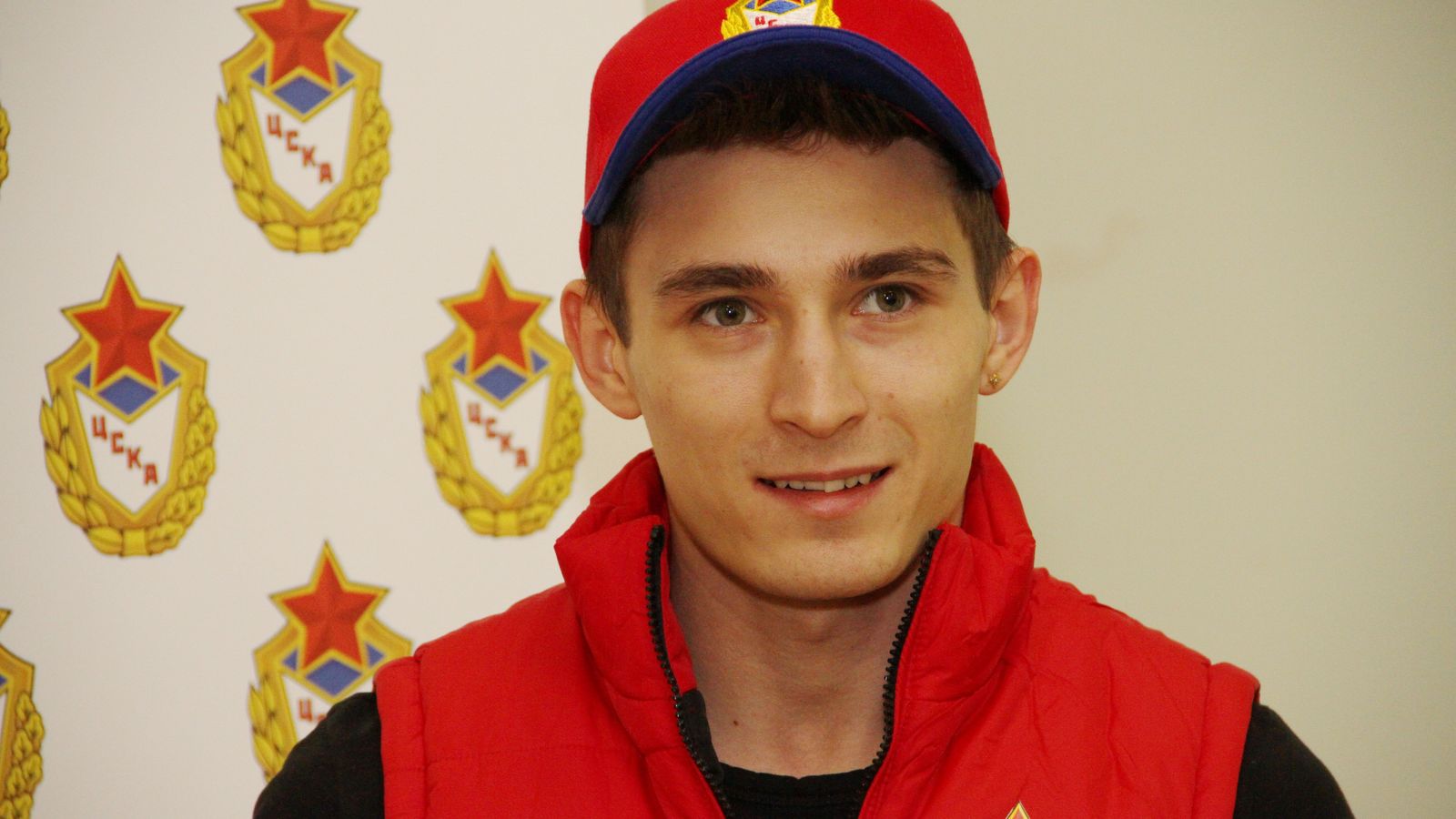 Армейцы Мария Харенкова и Давид Белявский выступят на втором этапе Кубка мира по спортивной гимнастике