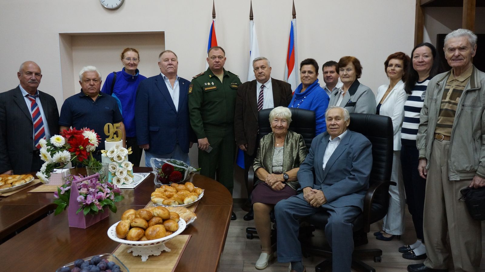 Совет ветеранов ЦСКА поздравил Людмилу Смирнову с 95-летием!