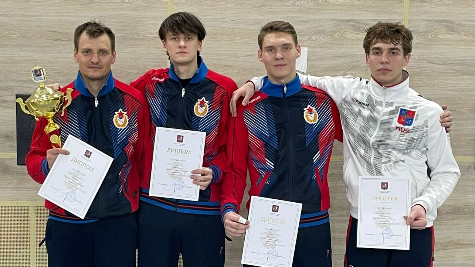 Команда ЦСКА завоевала Кубок Москвы по фехтованию на рапирах