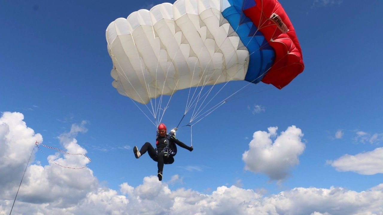 Сборная Вооруженных Сил Российской Федерации по парашютному спорту отправилась на чемпионат мира CISM