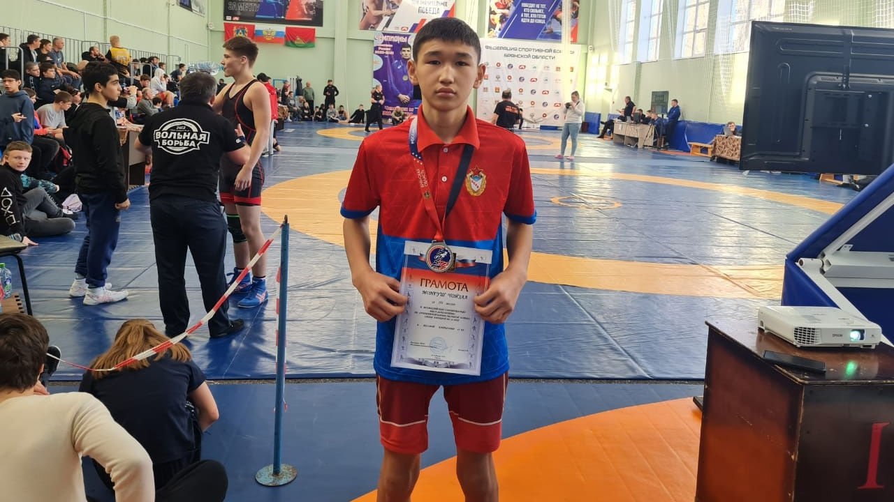 ВОСПИТАННИК СПОРТШКОЛЫ «ЦСКА-ТЫВА» ЗАВОЕВАЛ МЕДАЛЬ НА ВСЕРОССИЙСКИХ СОРЕВНОВАНИЯХ ПО СПОРТИВНОЙ БОРЬБЕ