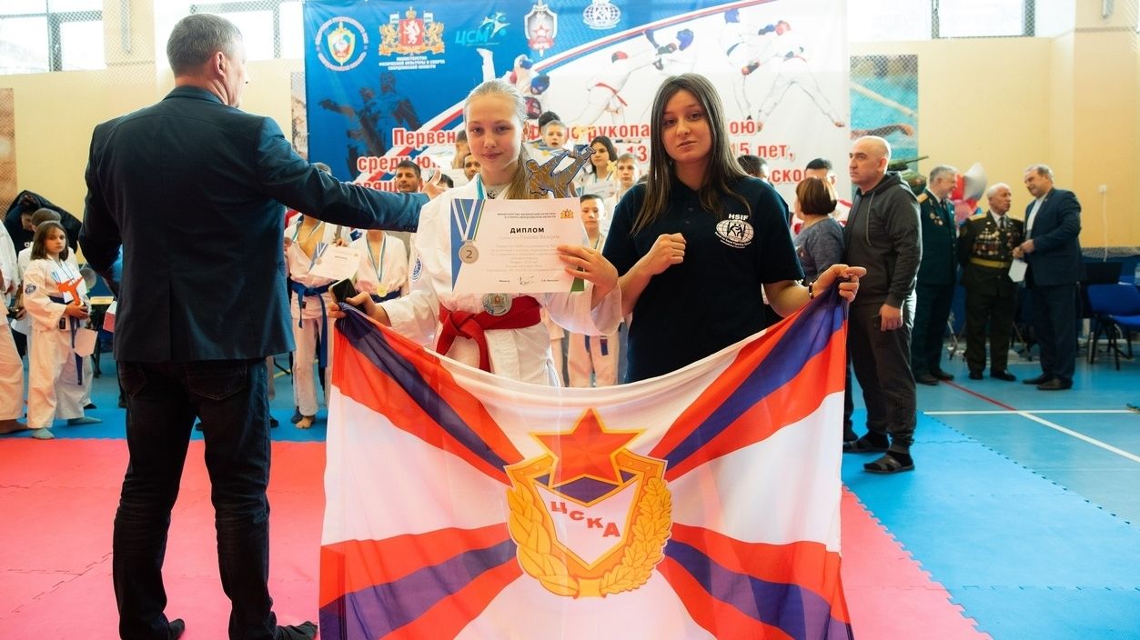 «Серебро» с отливом в «золото»: юная атлетка из Екатеринбурга (ЦСКА/Самара) Валерия Рыкова стала призером Первенства  УрФО по рукопашному бою